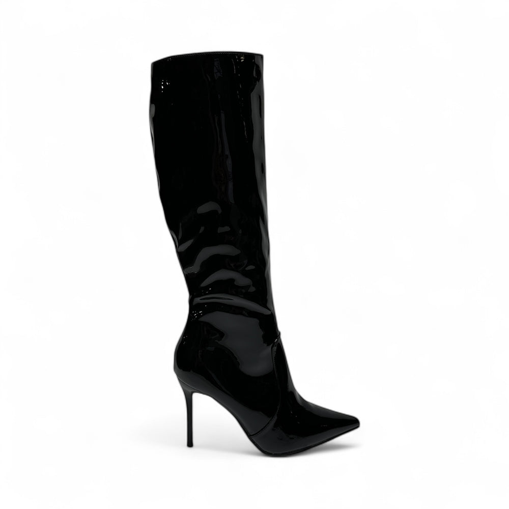 Black pu